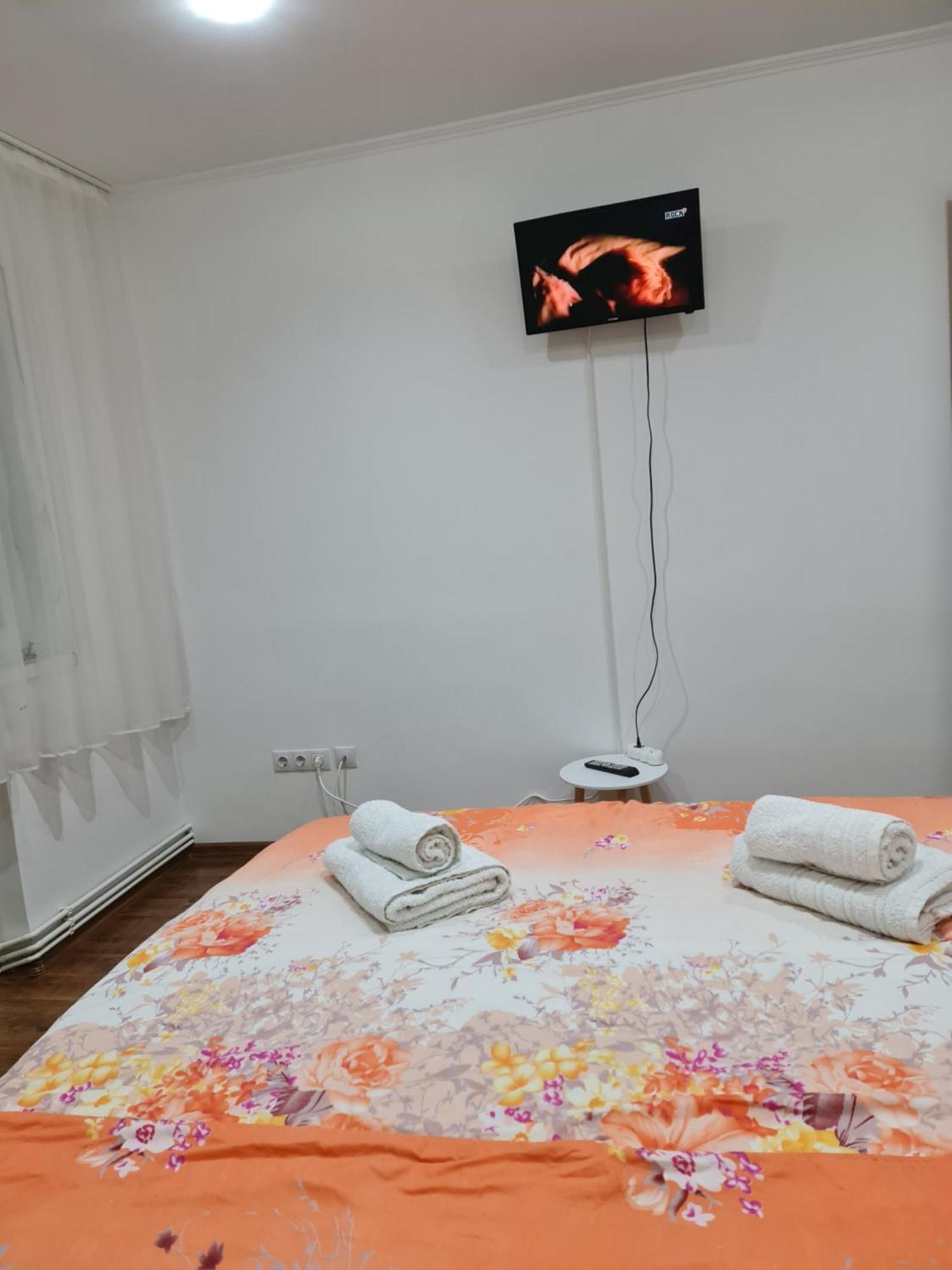 Apartament Modern Cristina&Jessica Medias Exterior photo